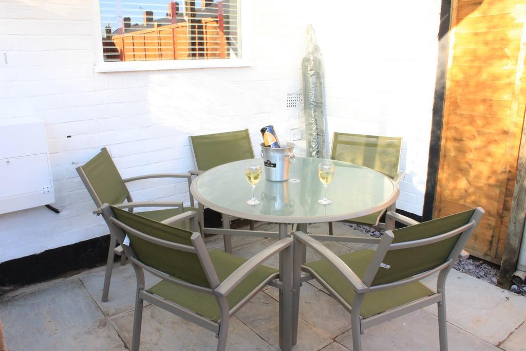 Arden Holiday Lettings ستارتفورد أبون آفون المظهر الخارجي الصورة
